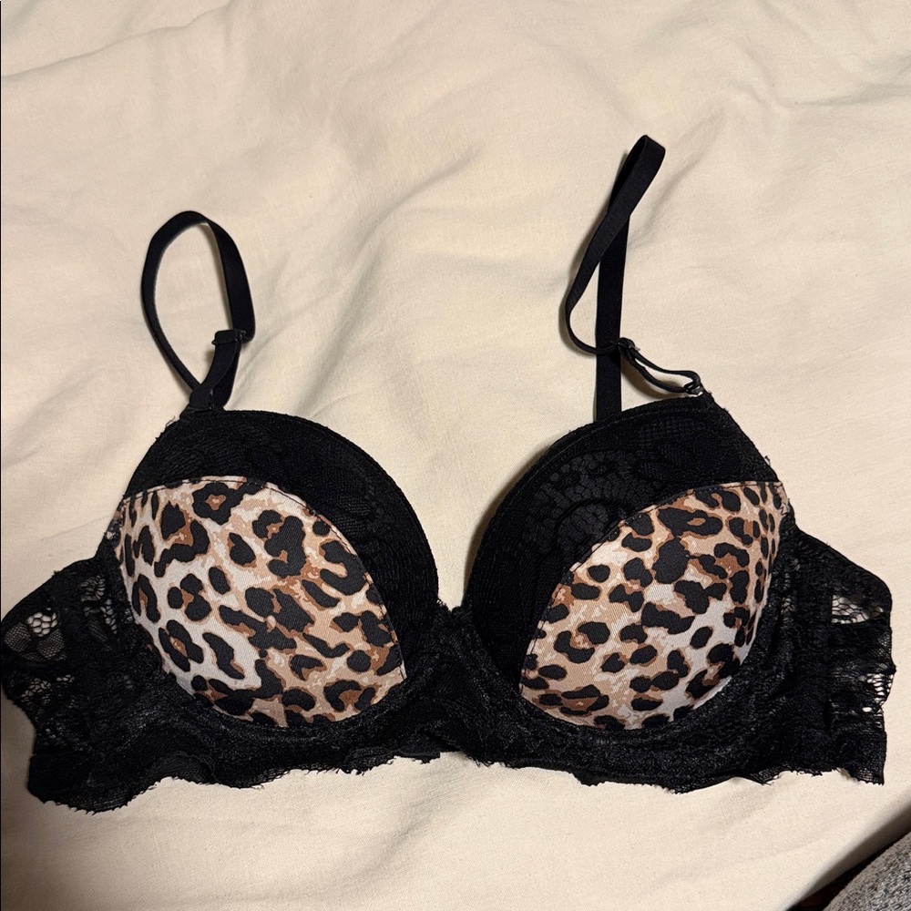 SHEIN Leopard and Black Lace Push Up Bra